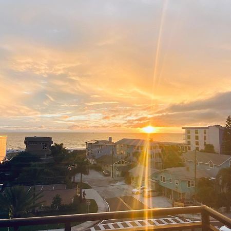 Gulf Coast Gold Private Condo - 2Bed, 2Bath, Sleep 6, Across Street From Beach, Balcony Views Of Sunsets, Beach & Gulf, Pool, Gym เซนต์พีทบีช ภายนอก รูปภาพ